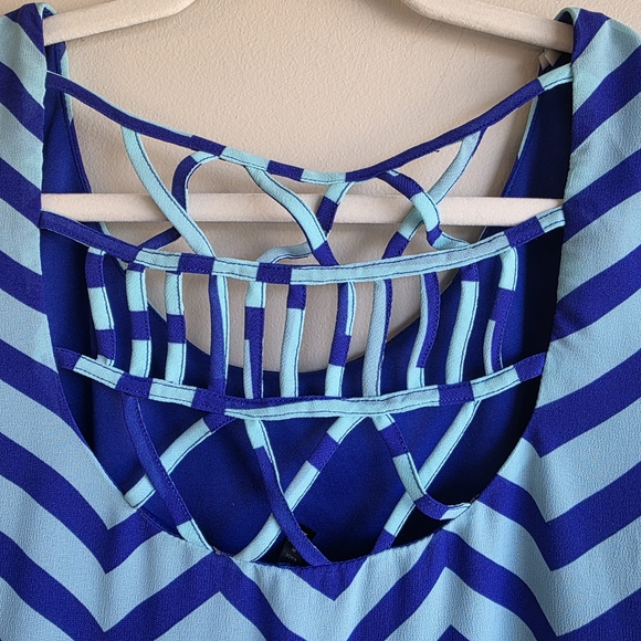 Chevron Blue Long Sleeve Mini Dress - Picture 9 of 13